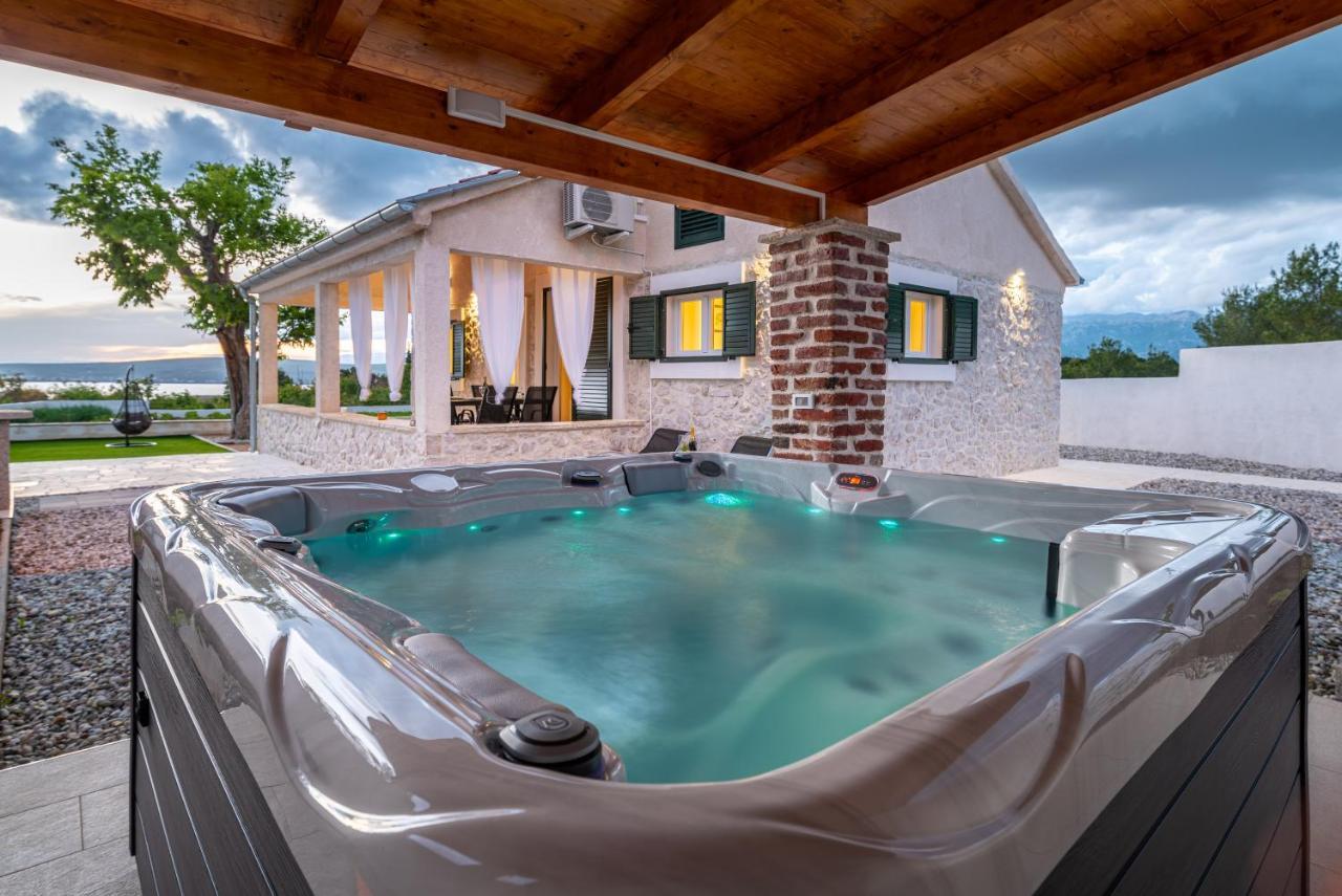 Holiday Home Figurica Novigrad  ภายนอก รูปภาพ