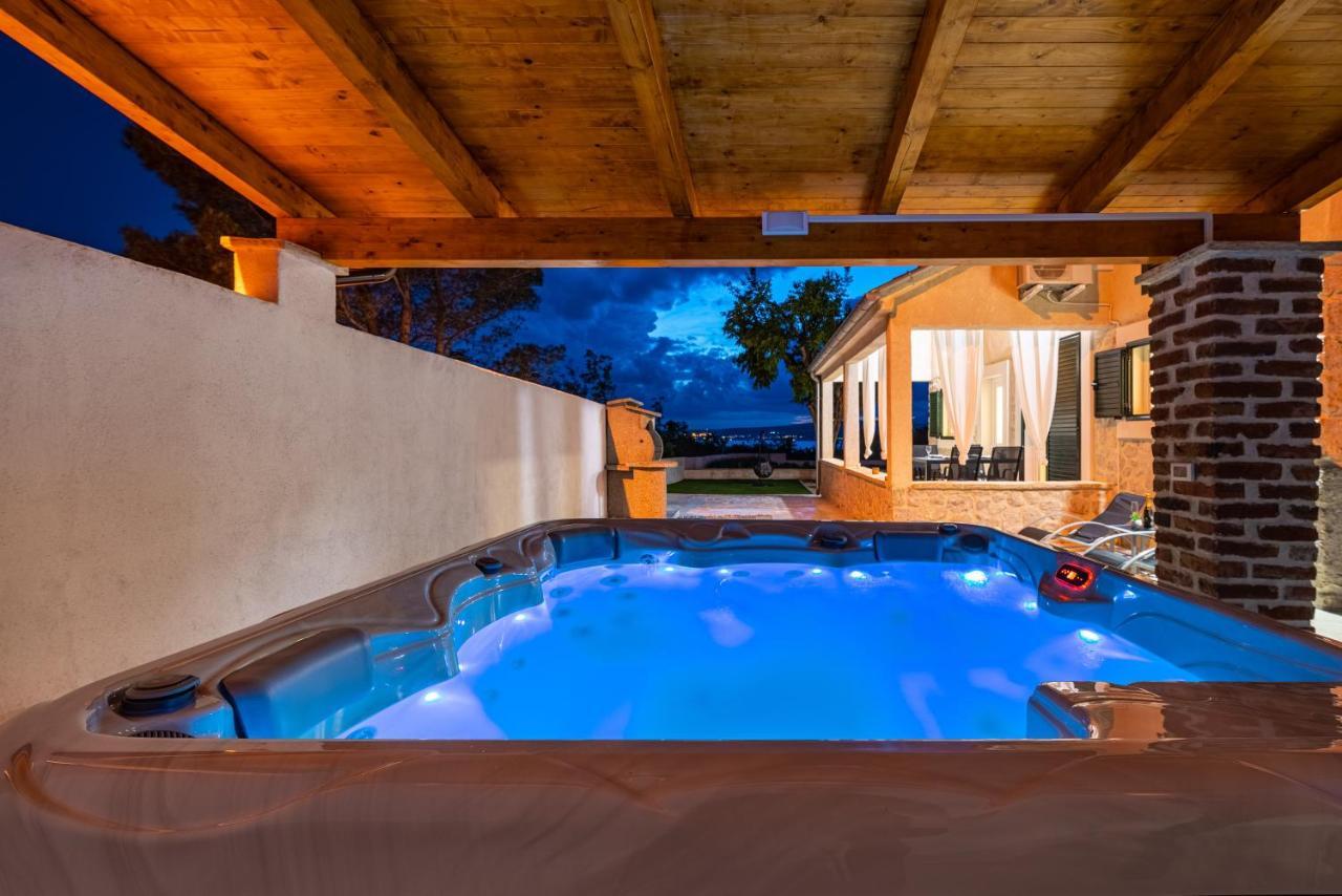 Holiday Home Figurica Novigrad  ภายนอก รูปภาพ