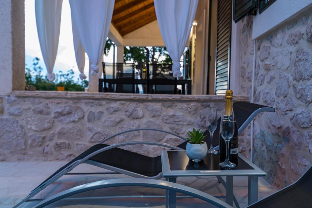 Holiday Home Figurica Novigrad  ภายนอก รูปภาพ