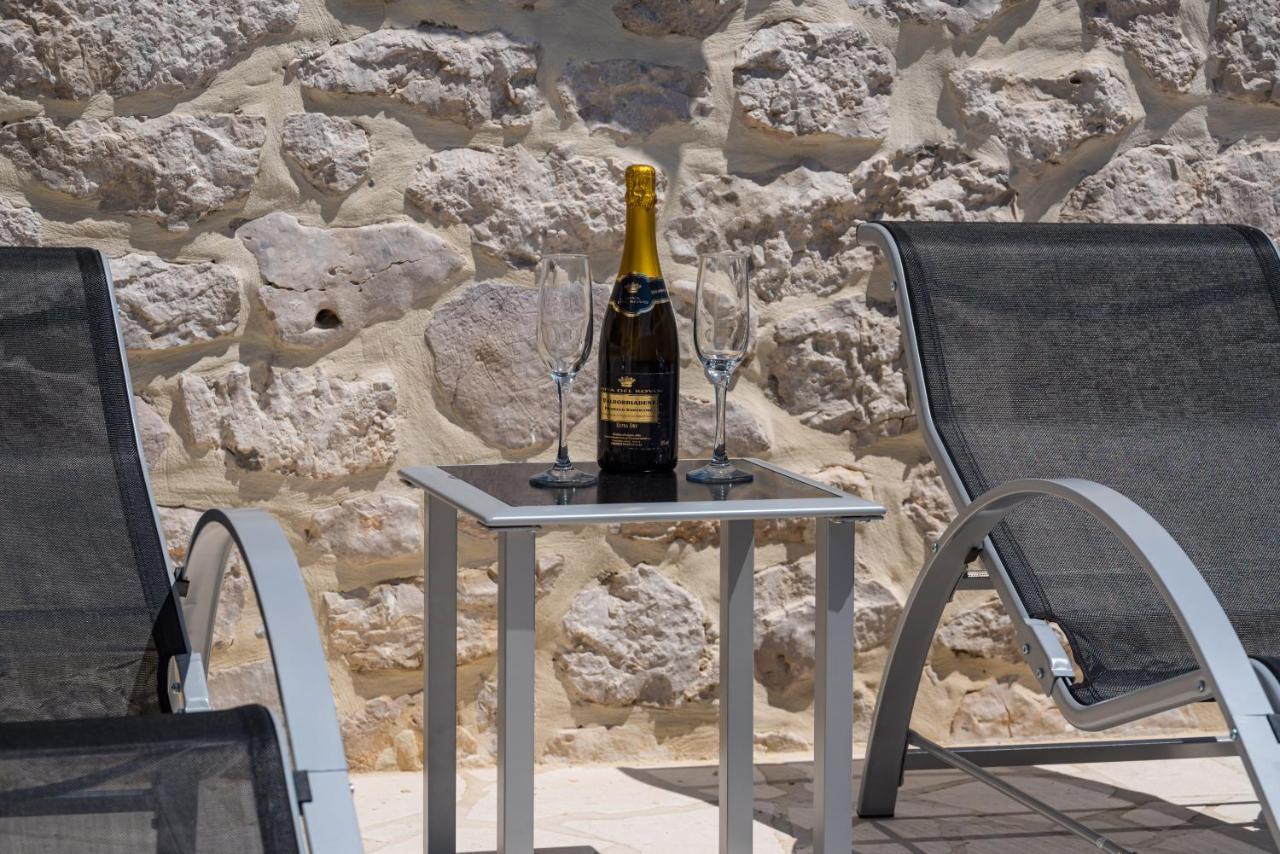 Holiday Home Figurica Novigrad  ภายนอก รูปภาพ